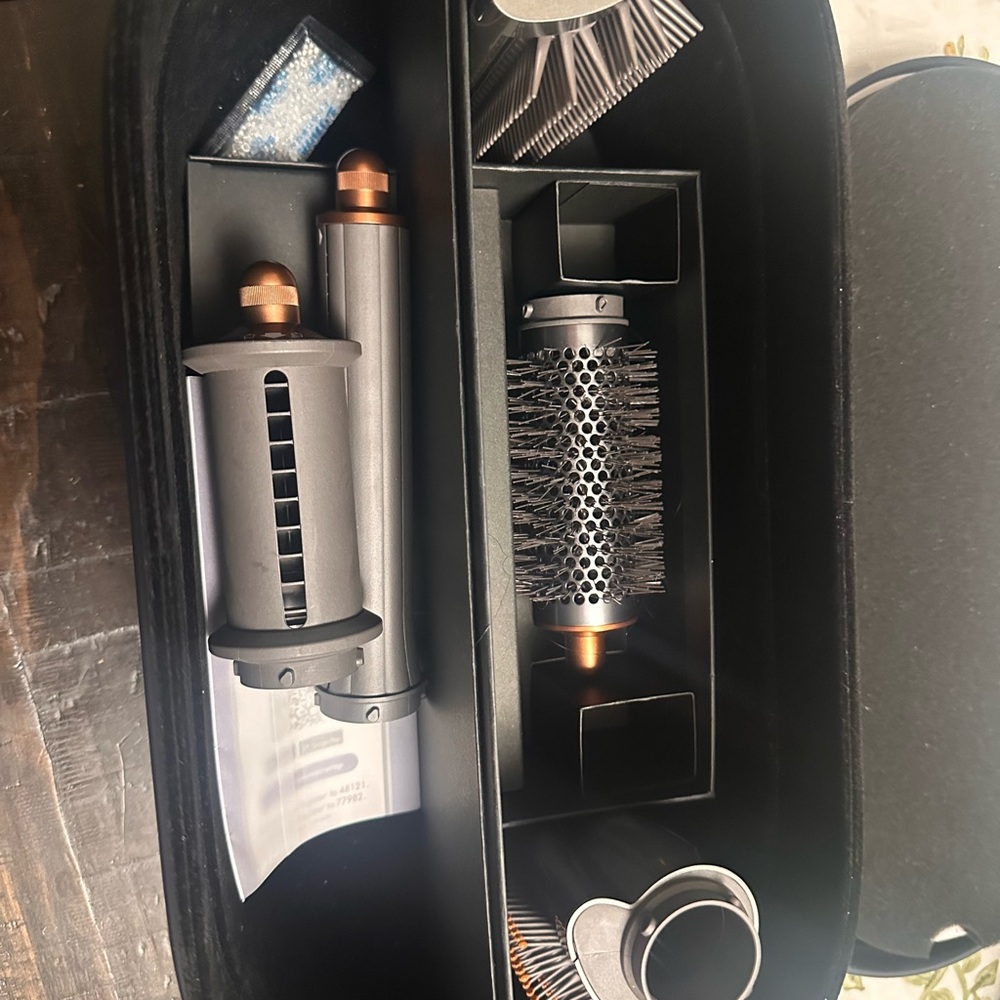 Dyson Hair Styling Set - Black and Copper